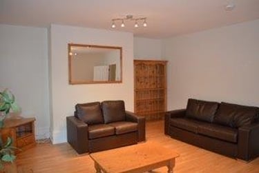 7 bed house, North Terrace, Spital Tongues, Newcastle, NE24AD - Image 2